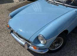 MG B