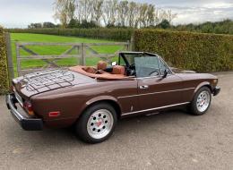 Fiat 124 Spider
