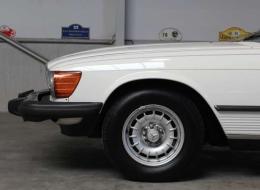 Mercedes-Benz SL 380