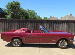 Ford Mustang cabriolet v8