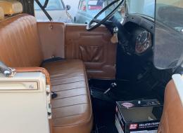 Ford A Super Deluxe Roadster Replica