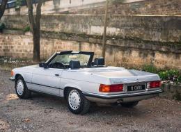 Mercedes-Benz SL 300