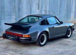Porsche 911 Carrera 3.2 Coupé