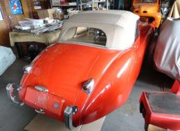 Jaguar Série - XK 120 DHC Roadster
