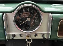 Morris Minor Traveller