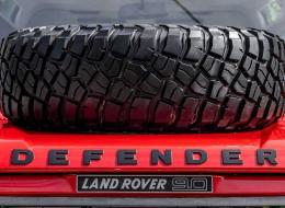 LandRover Defender 90