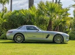 Mercedes-Benz SLS V8 6.3 AMG 