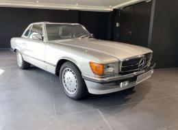 Mercedes-Benz SL 280 R107
