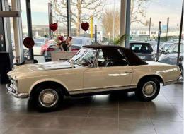 Mercedes-Benz SL 230 Pagode (W113)