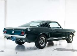 Ford Mustang GT Fastback