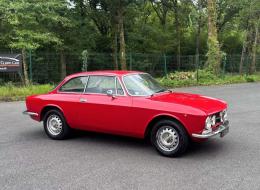 Alfa Roméo Giulia GT 1300 Junior