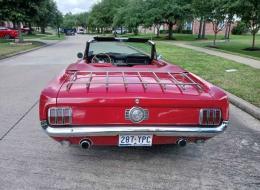 Ford Mustang Cabriolet v8