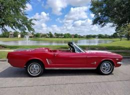 Ford Mustang Cabriolet v8