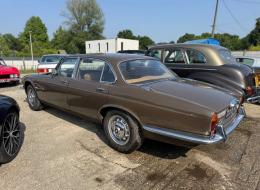 Jaguar Série - XJ 12
