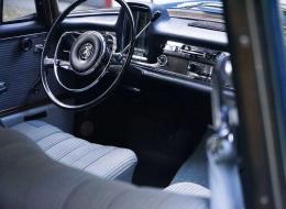 Mercedes-Benz 220 Sb Automatic