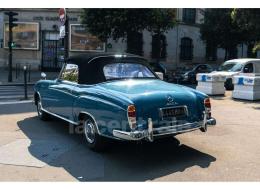 Mercedes-Benz Ponton 220 SE cabriolet