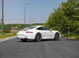 Porsche 911 Carrera