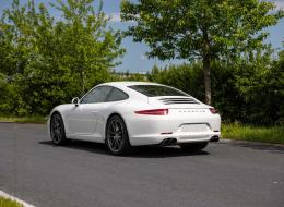 Porsche 911 Carrera