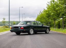 Daimler Série XJ Super V8 