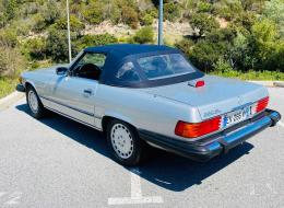 Mercedes-Benz SL 560