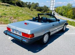Mercedes-Benz SL 560