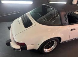 Porsche 911 3.2 CARRERA TARGA