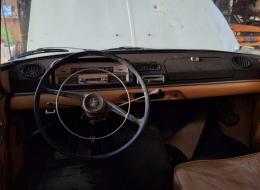 Peugeot 404 Luxe avec toit ouvrant