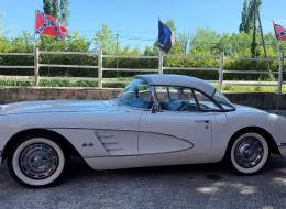 Chevrolet Corvette C1 Cabriolet avec Hard Top