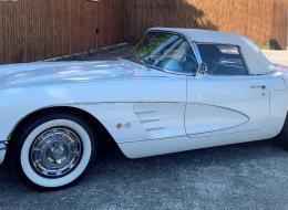 Chevrolet Corvette C1 Cabriolet avec Hard Top