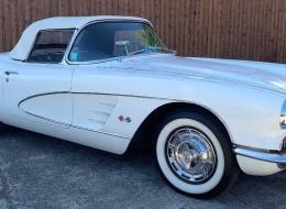 Chevrolet Corvette C1 Cabriolet avec Hard Top