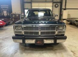 Dodge Ramcharger D150 5.2 V8