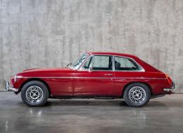 MG B GT V8