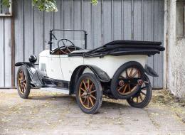 Peugeot 163 Torpédo