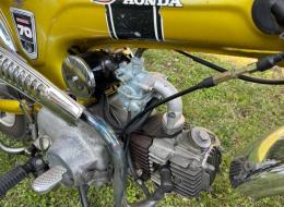 Moto Honda Dax st 70