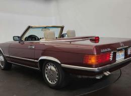Mercedes-Benz SL 560