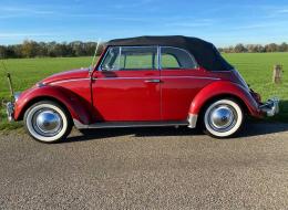 Volkswagen Coccinelle 1965 Cabrio body off restored