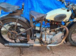 Moto Peugeot P135