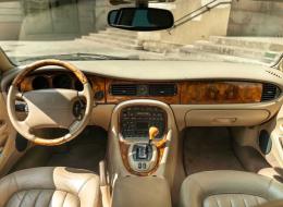 Jaguar Série - XJ  XJ8 3.2 x308 Sovereign 
