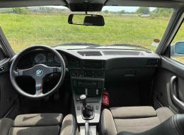 BMW Série 5 M535i E28