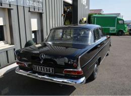 Mercedes-Benz 190 C W110