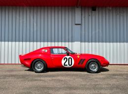 Datsun  Ferrari 250 GTO Réplica
