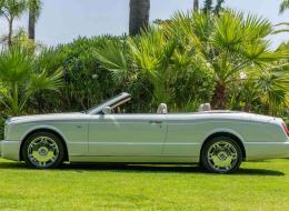 Bentley Azure 1er main