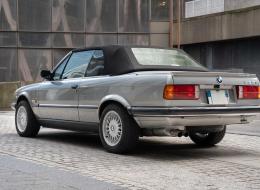 BMW Série 3 325 IA Cabriolet