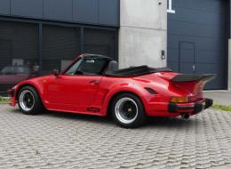 Porsche 911 Carrera Cabriolet