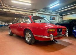 Alfa Roméo Giulia GT 2000 Coupé Bertone