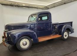Ford Pick-up F-1 1/2 ton