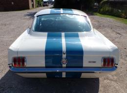 Ford Mustang réplique de la Shelby GT 350