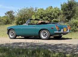 MG B