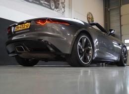 Jaguar Type F P300