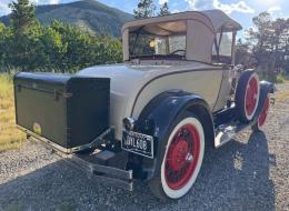 Ford A Deluxe Roadster